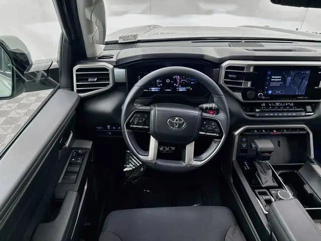 2024 Toyota Sequoia SR5