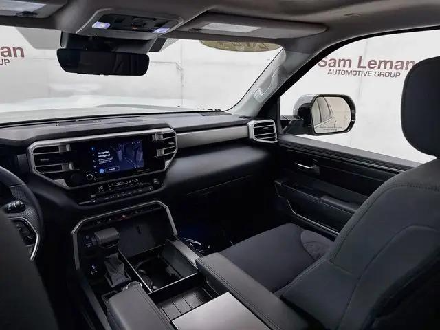 2024 Toyota Sequoia SR5