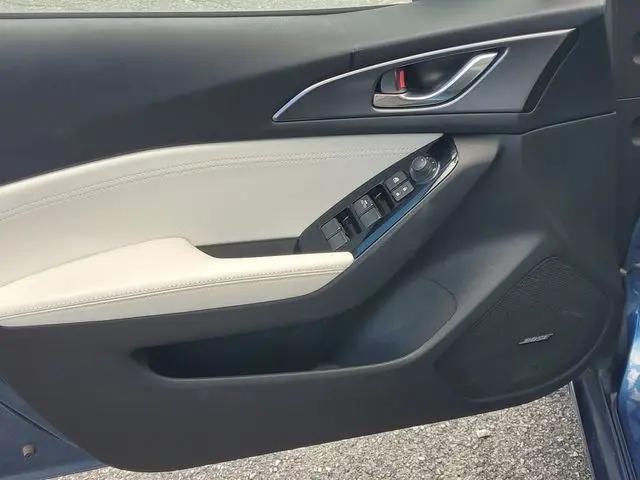 2017 Mazda Mazda3 Grand Touring