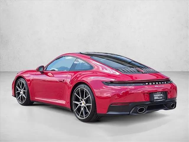 2025 Porsche 911 Carrera