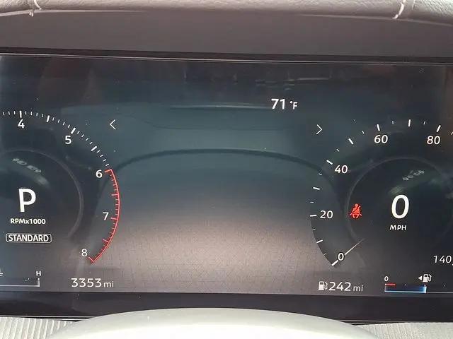 2025 Nissan Murano SV