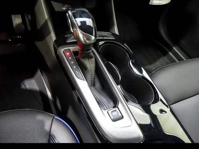 2026 Buick NV Sport Touring FWD