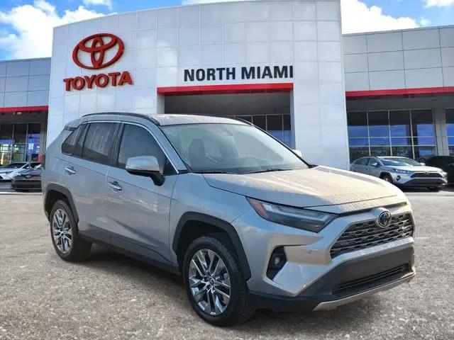 2022 Toyota RAV4 Limited for sale in Miami, FL