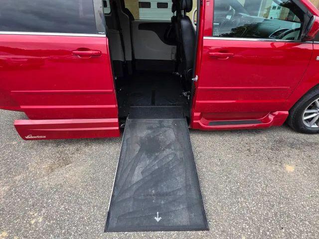 2014 Dodge Grand Caravan SXT 30th Anniversary