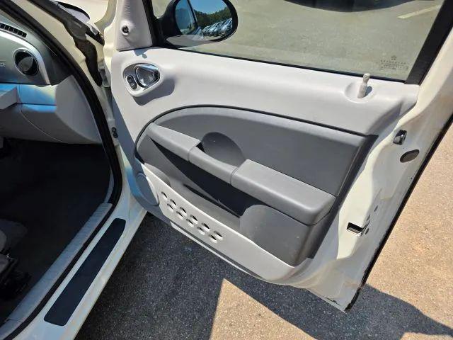 2006 Chrysler PT Cruiser Base