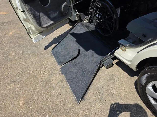 2006 Chrysler PT Cruiser Base