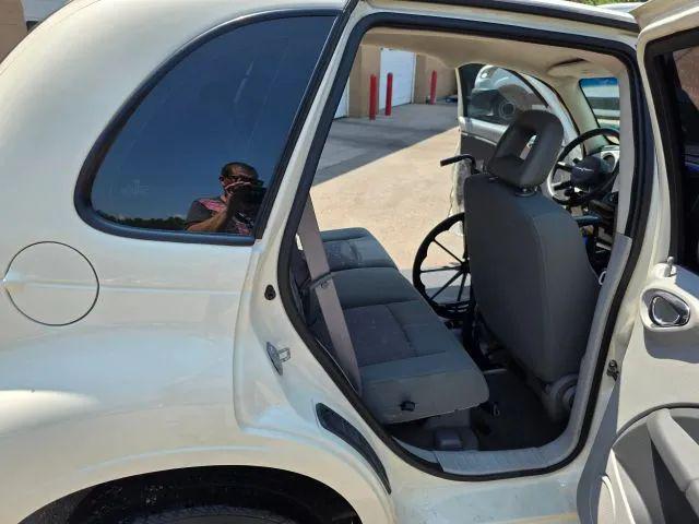 2006 Chrysler PT Cruiser Base