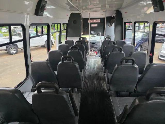 2013 Ford F-550 Base