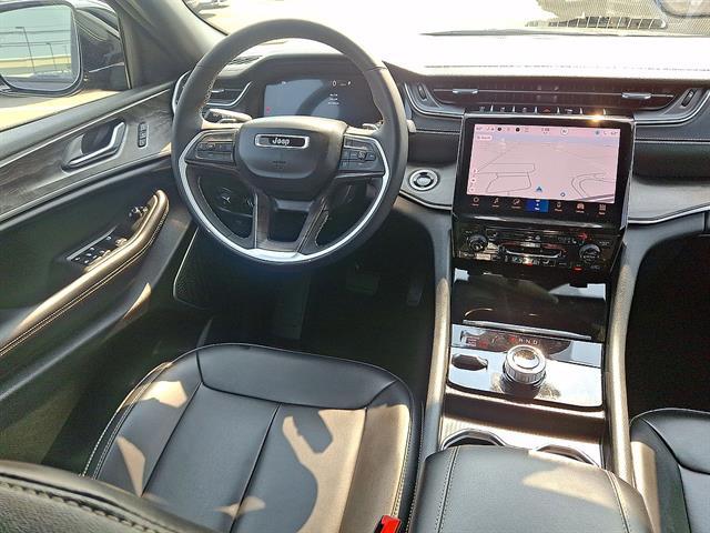 Used 2024 Jeep Grand Cherokee L Limited 4x4 For Sale in East Hanover, NJ