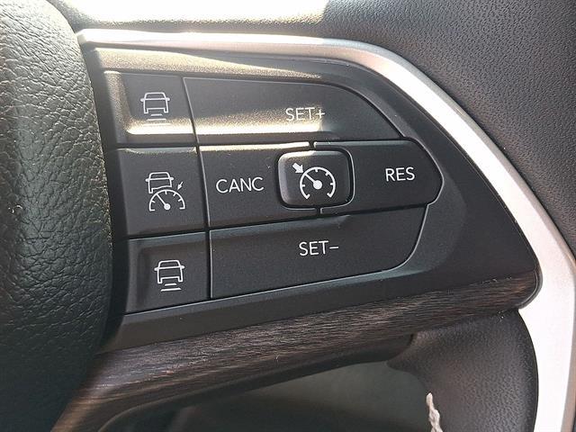 Used 2024 Jeep Grand Cherokee L Limited 4x4 For Sale in East Hanover, NJ