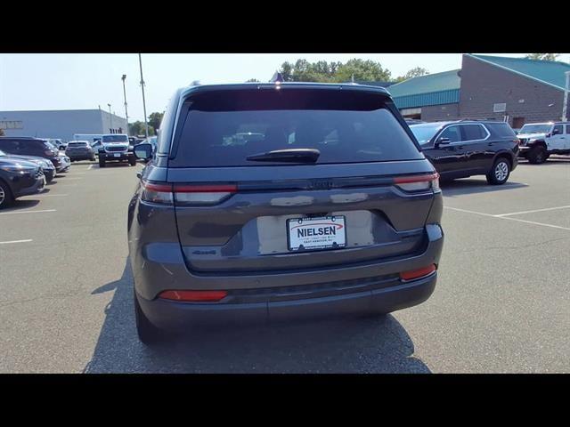 Used 2025 Jeep Grand Cherokee Limited 4x4 For Sale in East Hanover, NJ