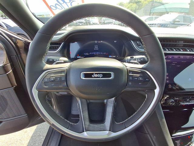 Used 2025 Jeep Grand Cherokee Limited 4x4 For Sale in East Hanover, NJ