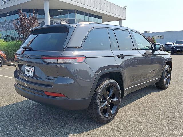 Used 2025 Jeep Grand Cherokee Limited 4x4 For Sale in East Hanover, NJ