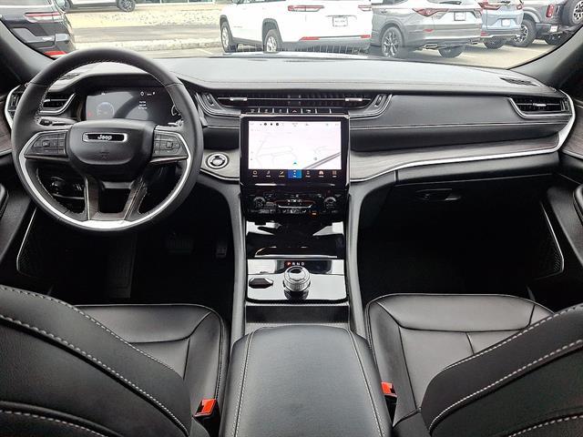 Used 2025 Jeep Grand Cherokee Limited 4x4 For Sale in East Hanover, NJ