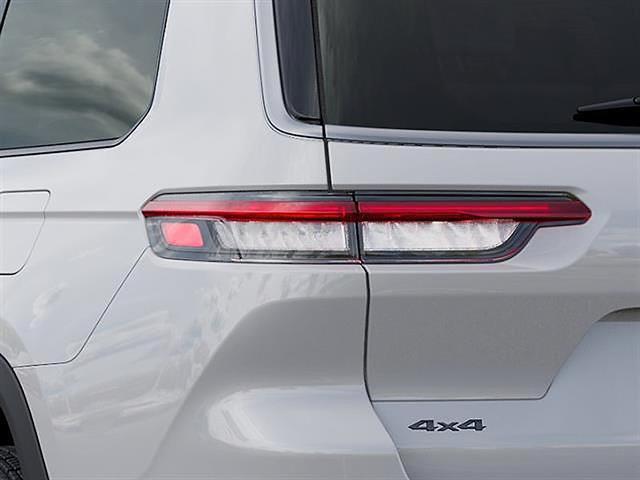 New 2026 Jeep Grand Cherokee L Altitude 4x4 For Sale in East Hanover, NJ