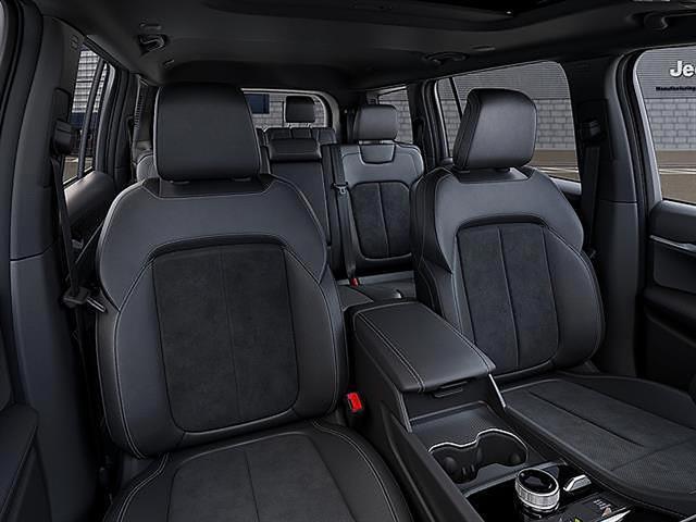 New 2026 Jeep Grand Cherokee L Altitude 4x4 For Sale in East Hanover, NJ