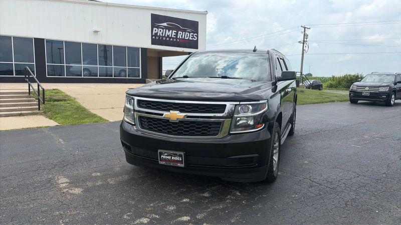 2017 Chevrolet Suburban LT for sale in Dwight, IL