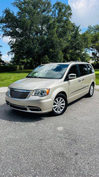 2015 Chrysler Town & Country Limited Platinum for sale in Orlando, FL