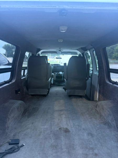 2011 Ford E-150 Base