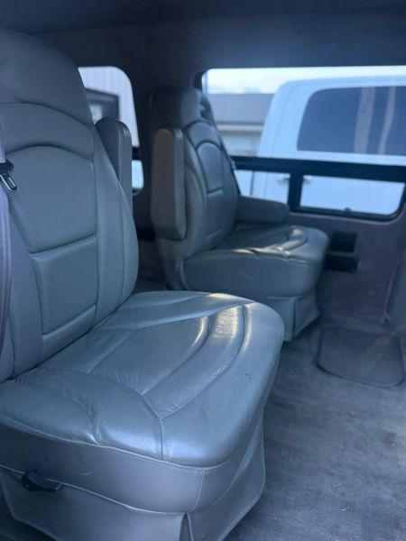 2011 Ford E-150 Base