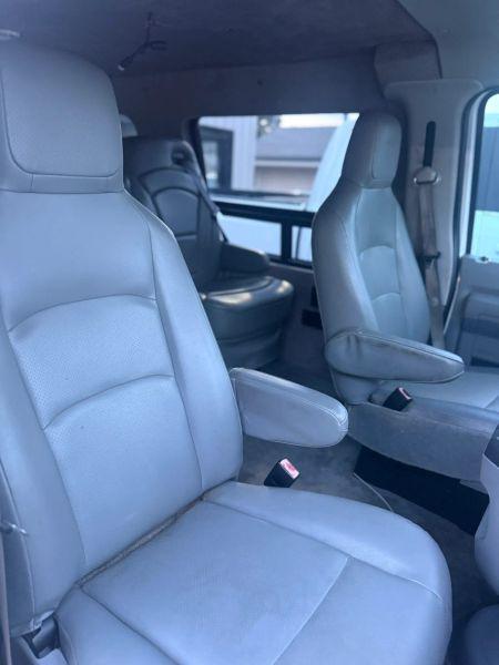 2011 Ford E-150 Base