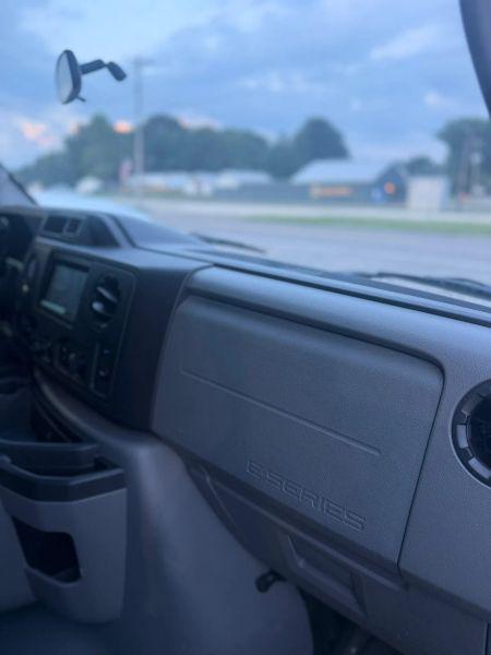 2011 Ford E-150 Base