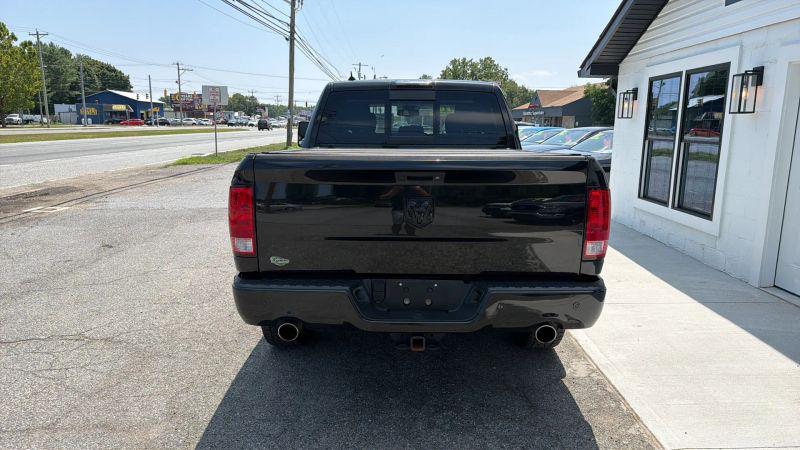 2018 Ram 1500 Big Horn Crew Cab 4x4 5'7" Box