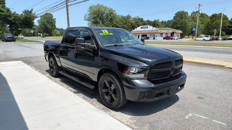 2018 Ram 1500 Big Horn Crew Cab 4x4 5'7" Box