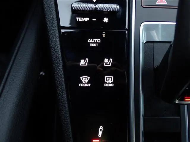 2023 Porsche Cayenne E-Hybrid Platinum Edition