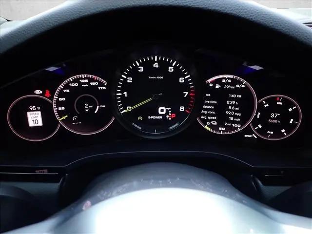 2023 Porsche Cayenne E-Hybrid Platinum Edition