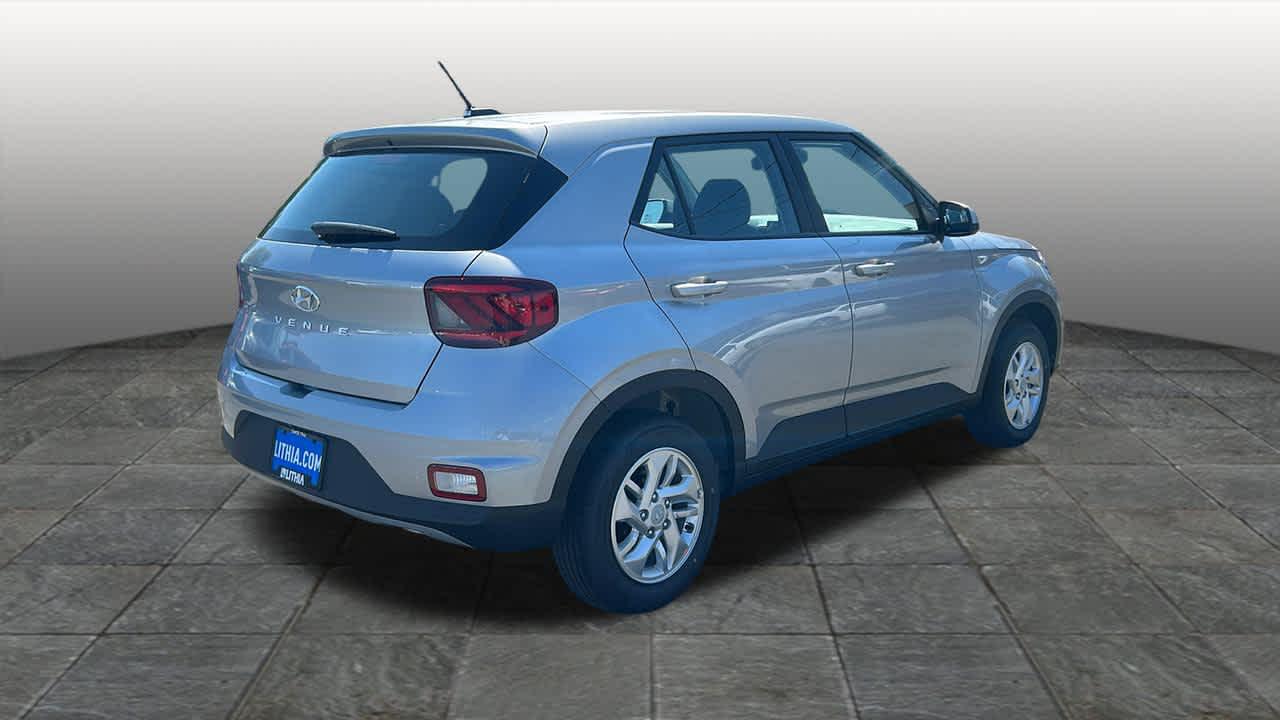 New 2026 Shimmering Silver Hyundai SE image 35