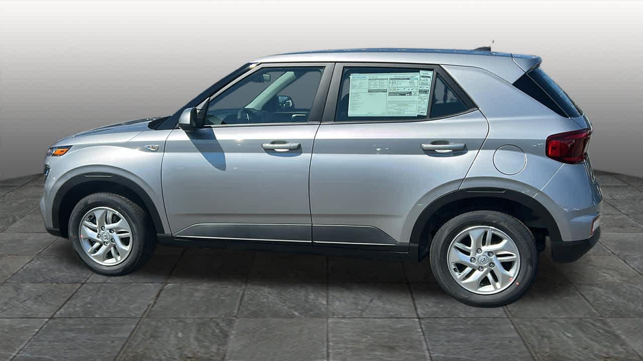 New 2026 Shimmering Silver Hyundai SE image 38