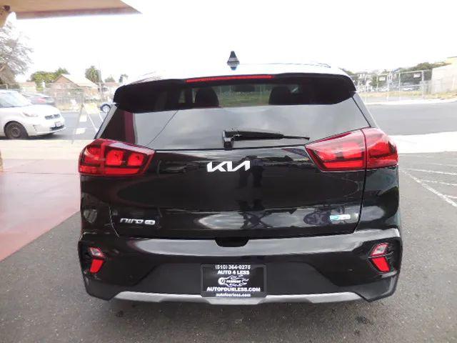 2022 Kia Niro LX