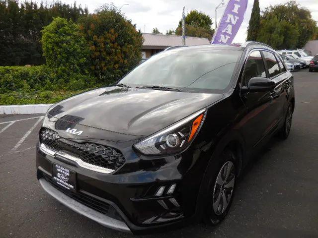 2022 Kia Niro LX