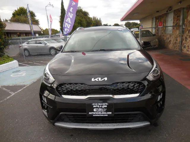 2022 Kia Niro LX