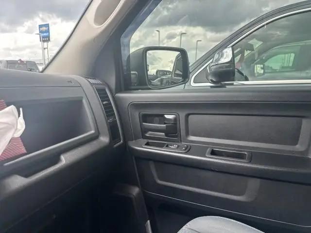 2017 Ram 1500 Tradesman Crew Cab 4x4 5'7" Box