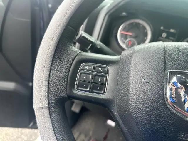 2017 Ram 1500 Tradesman Crew Cab 4x4 5'7" Box