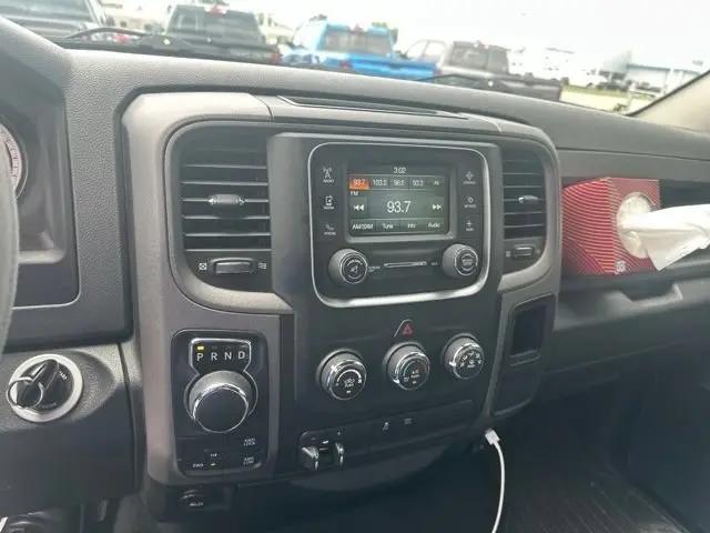 2017 Ram 1500 Tradesman Crew Cab 4x4 5'7" Box