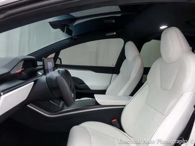 2022 Tesla Model X Plaid Tri Motor All-Wheel Drive