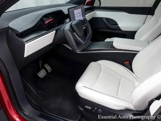 2022 Tesla Model X Plaid Tri Motor All-Wheel Drive
