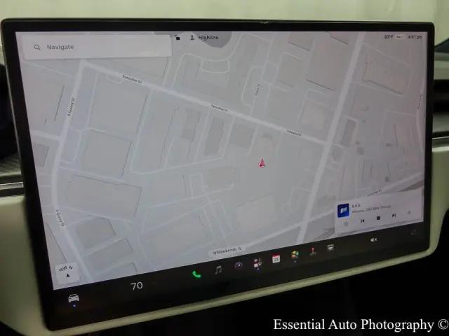 2022 Tesla Model X Plaid Tri Motor All-Wheel Drive