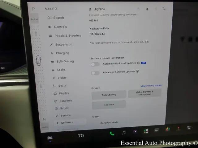 2022 Tesla Model X Plaid Tri Motor All-Wheel Drive