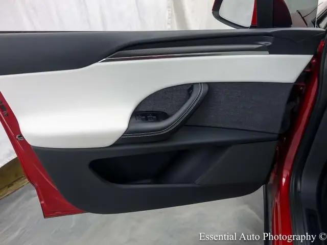 2022 Tesla Model X Plaid Tri Motor All-Wheel Drive