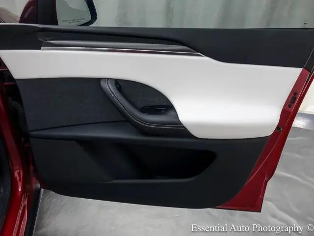 2022 Tesla Model X Plaid Tri Motor All-Wheel Drive