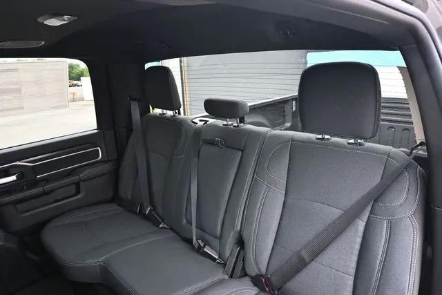 2026 Ram 2500 Big Horn Crew Cab 4x4 64 Box