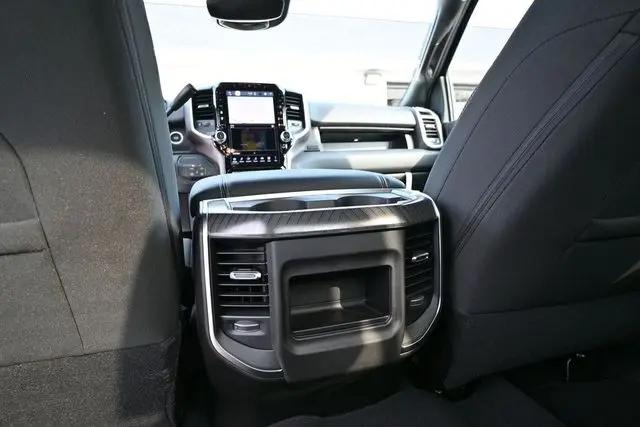 2026 Ram 2500 Big Horn Crew Cab 4x4 64 Box