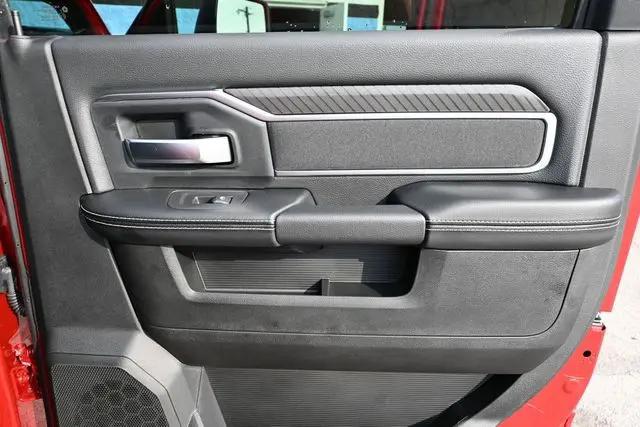 2026 Ram 2500 Big Horn Crew Cab 4x4 64 Box