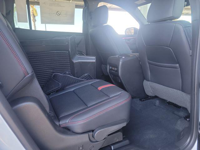 2026 Chevrolet Traverse FWD RS