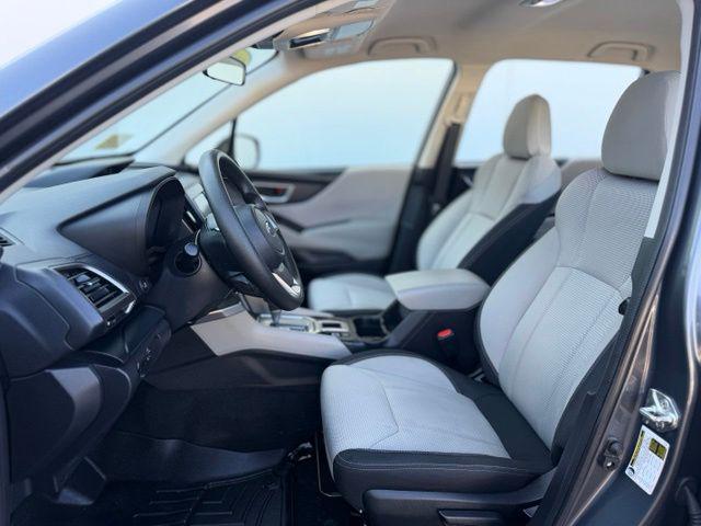 2023 Subaru Forester Base