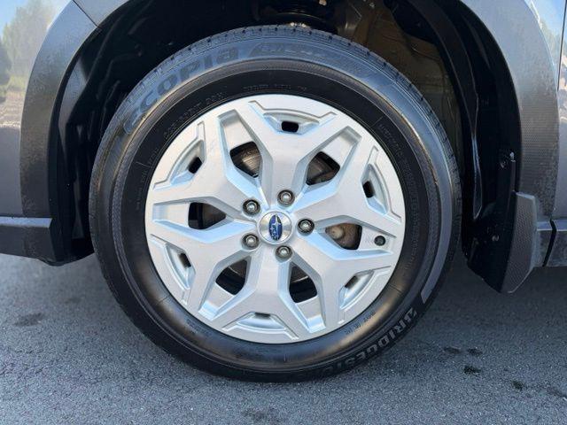 2023 Subaru Forester Base